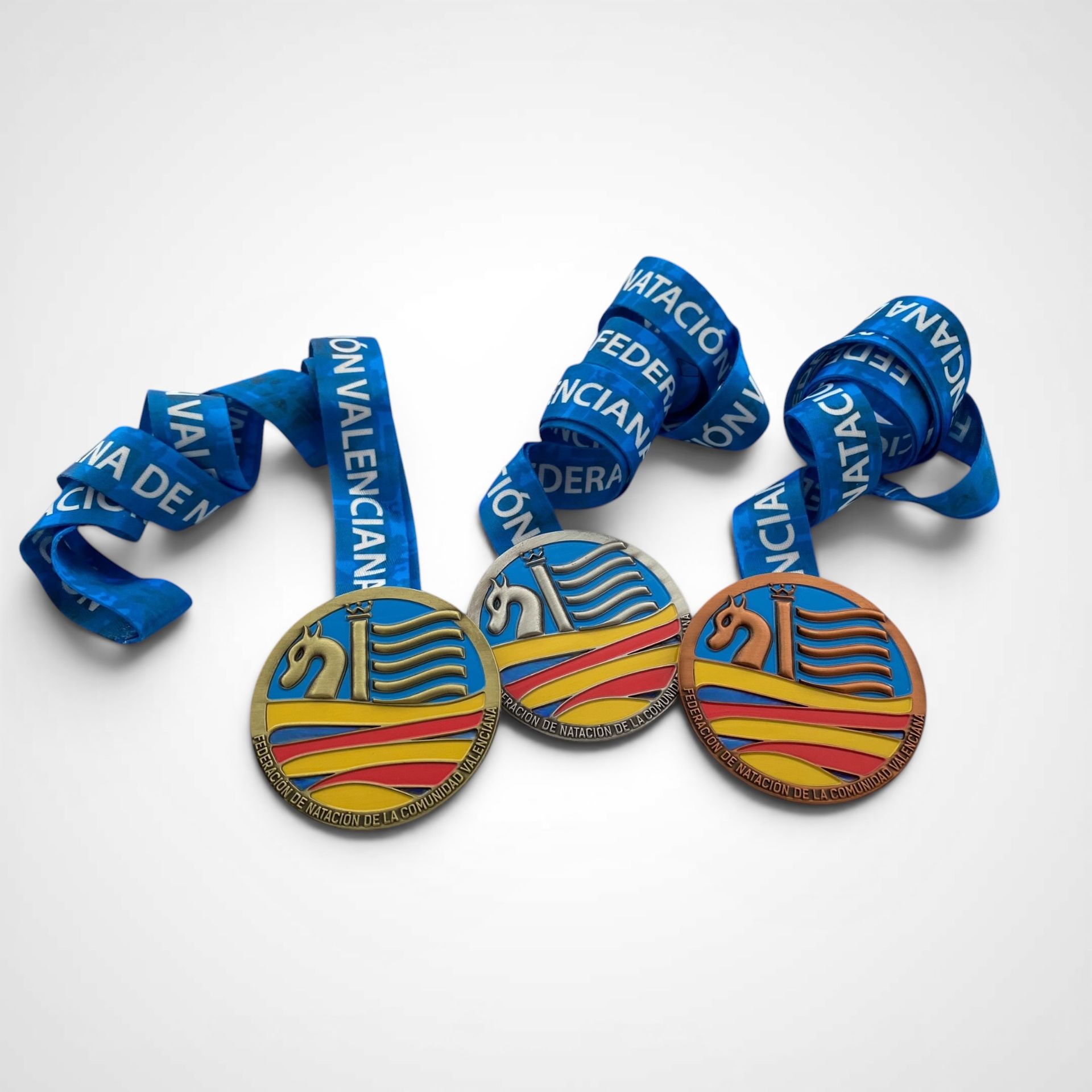 Medalla federaciones natacion metal 052
