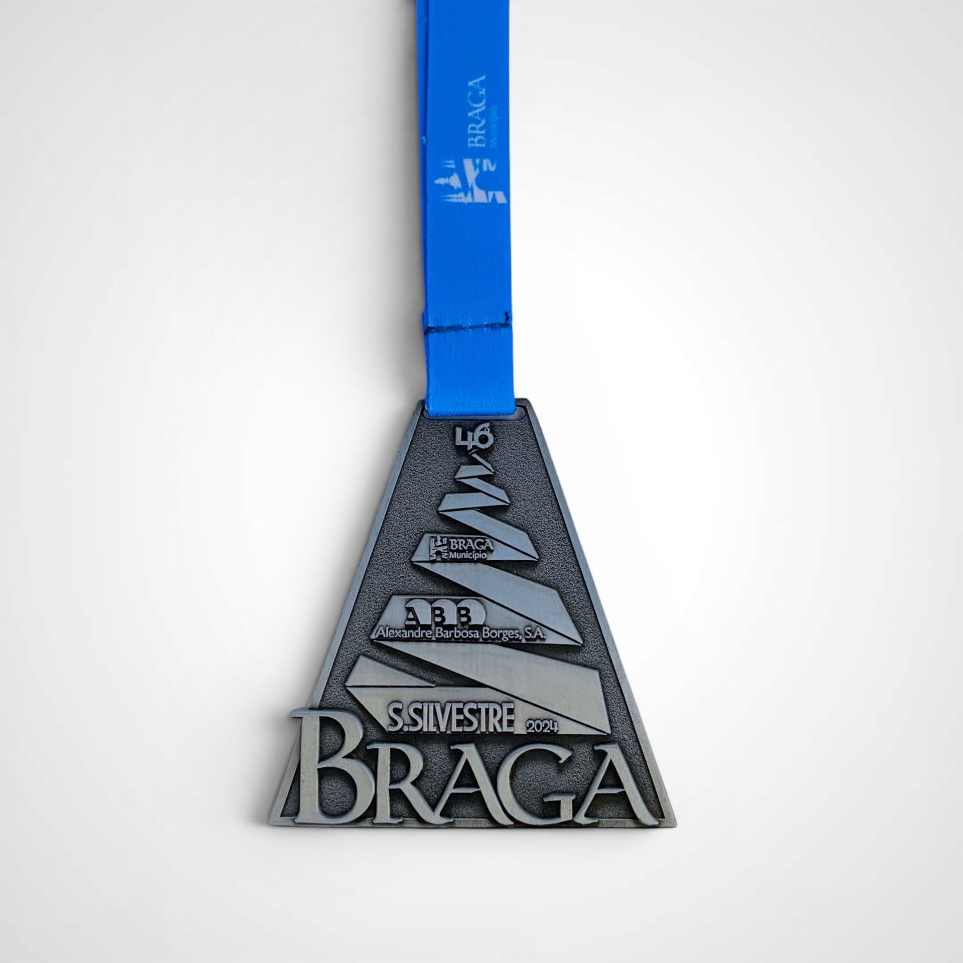 Medalla running metal 124