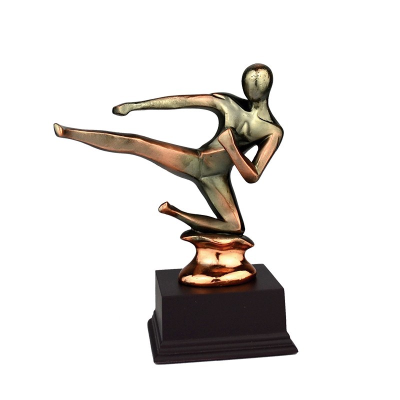 Trofeo de Artes Marciales de 15,5 cm de altura. Ref. 26111