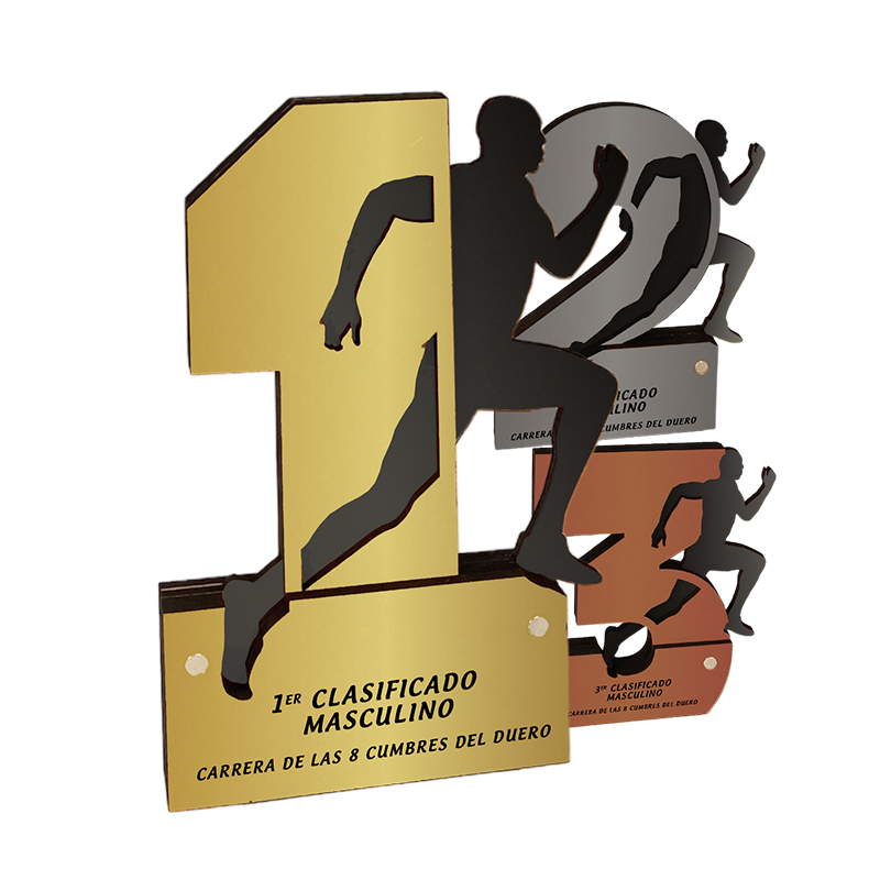 Trofeo podio Atletismo Masculino Madera. Ref. 26100